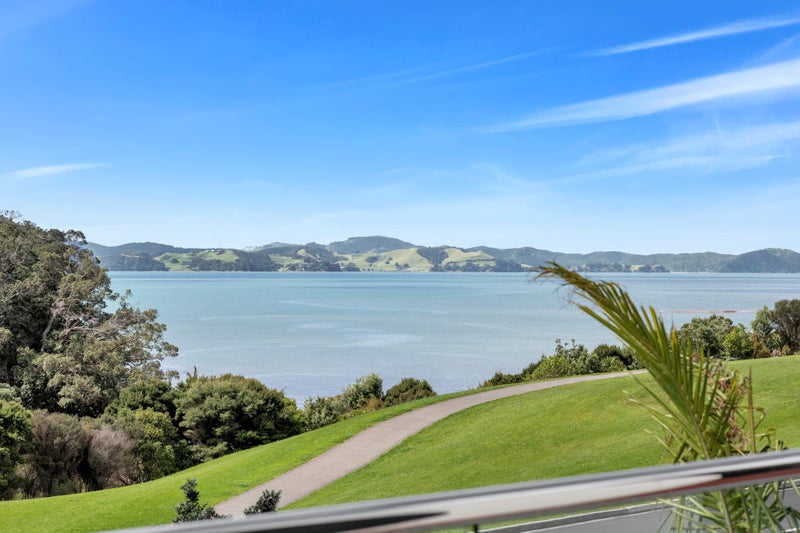 80 Weatherly Drive, Beachlands, Auckland - Carousel 2