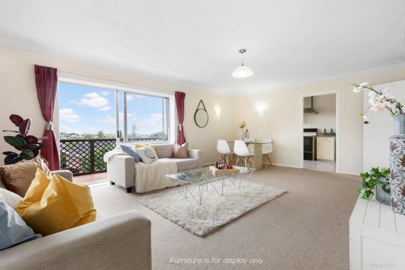 1/0 Aratonga Avenue, Greenlane, Auckland - Carousel 1