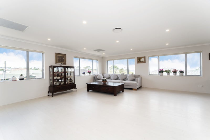 73B Donovan Street, Blockhouse Bay, Auckland - Carousel 1