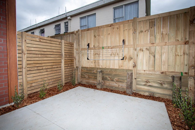 6/13 Palmerston Street, Hamilton Central, Hamilton - Carousel 17