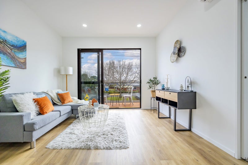 57 Rathgar Road, Henderson, Auckland - Carousel 1