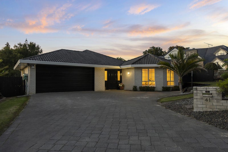 41 Westview Court, Somerville, Auckland - Carousel 19