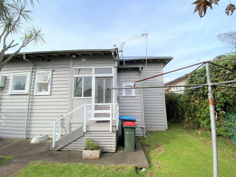 413 Sandringham Road, Sandringham, Auckland - Carousel 12