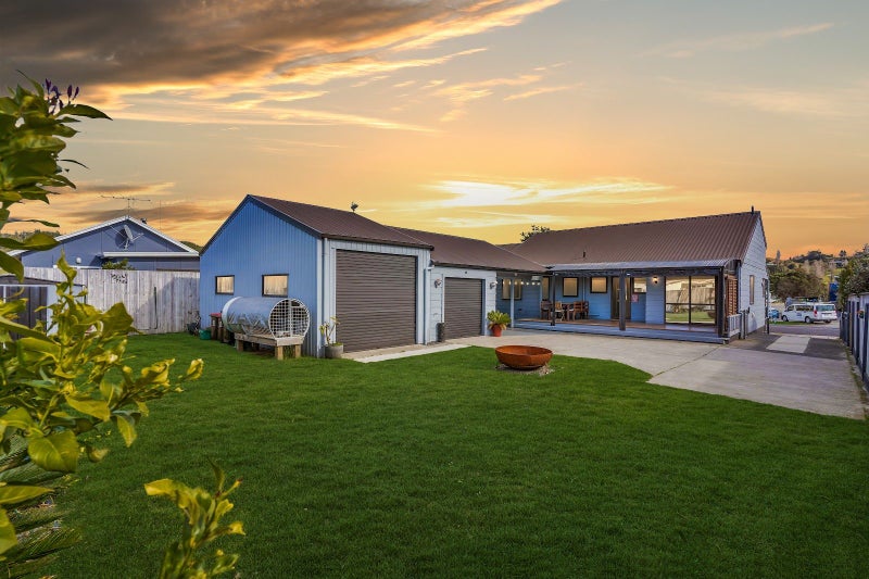 204 Martyn Road, Whangamata - Carousel 1