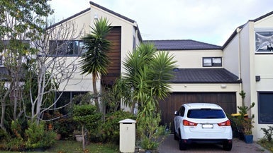 7 Spalding Rise, Golflands, Auckland - Carousel 1