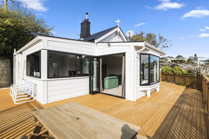 85 Walton Street, Kaikorai, Dunedin - Carousel 1