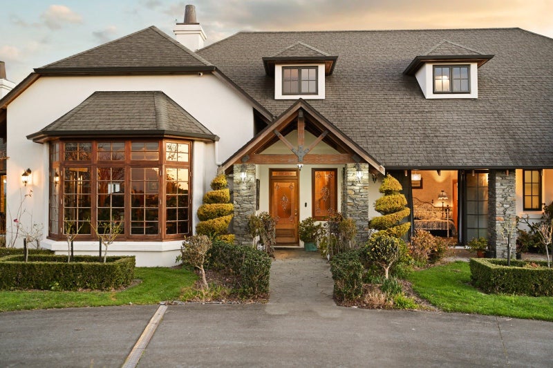 143 Wallace Road, Temple View, Hamilton - Carousel 2