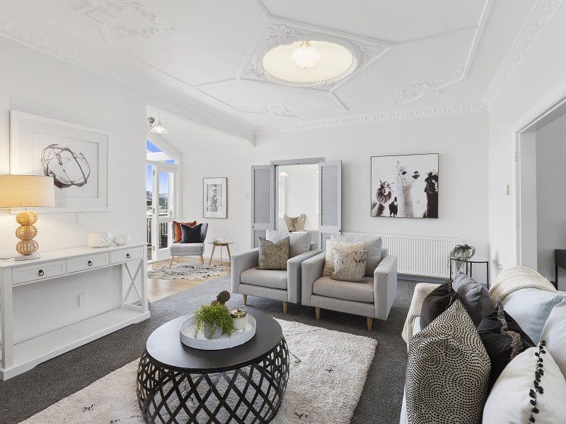 541 Broadway, Miramar, Wellington - Carousel 21