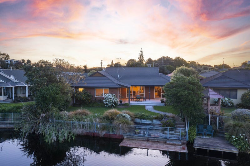 9 Lorna Irene Drive, Raumati South, Paraparaumu - Carousel 2
