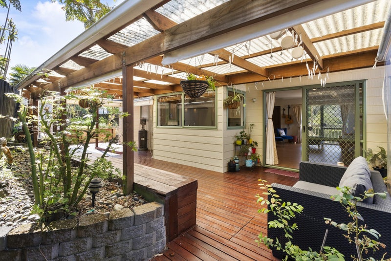 18 Carillon Place, Massey, Auckland - Carousel 1