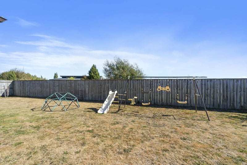 6 Molesworth street, Carterton, Wellington - Carousel 17