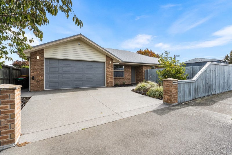 2 John Morel Place, Parklands, Christchurch - Carousel 1