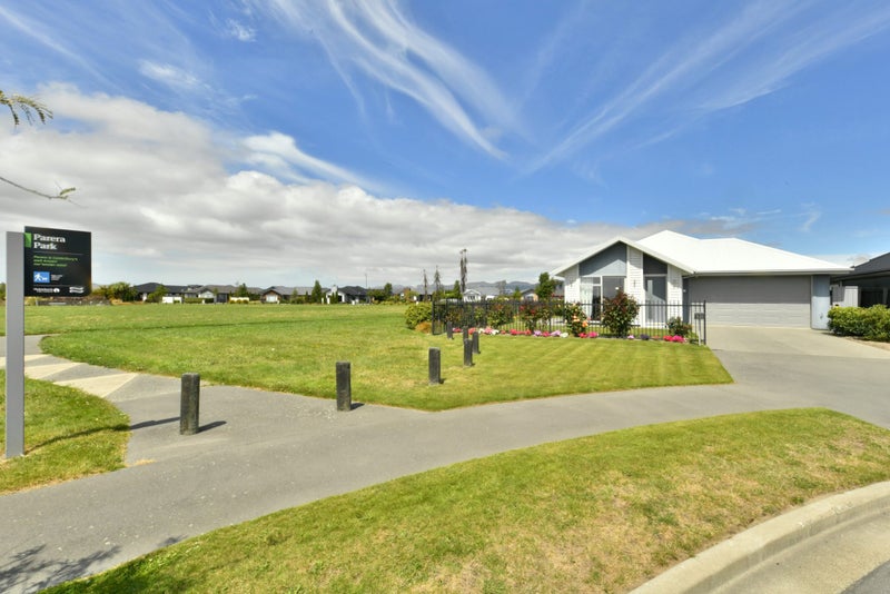 10 Limbrick Crescent, Wigram, Christchurch - Carousel 1