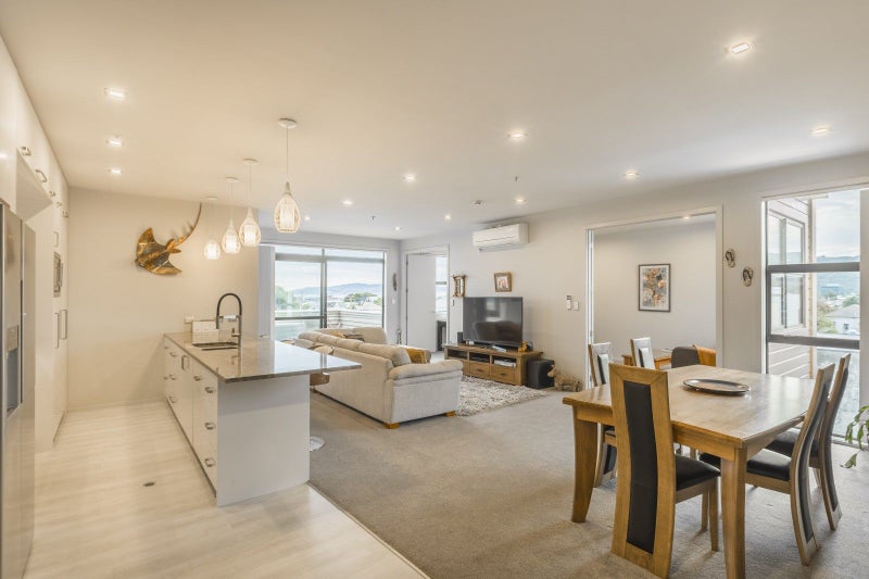 19/374 Jackson Street, Petone, Lower Hutt - Carousel 2