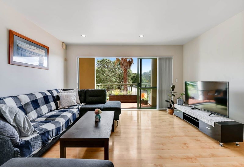 10 Waterside Crescent, Gulf Harbour, Whangaparaoa - Carousel 2