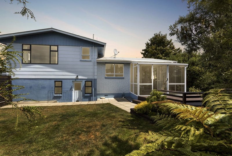 21 Newbourne Crescent, Redwoodtown, Blenheim - Carousel 30