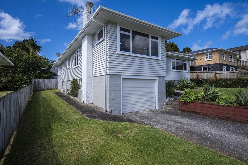 12 Cambridge Street, Kamo, Whangarei - Carousel 16