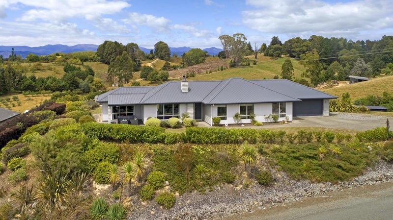 59 Redvale Road, Redwood Valley - Carousel 25