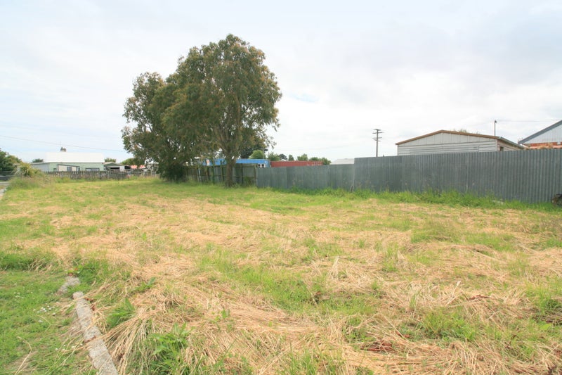 8 Humber Street, Clifton, Invercargill - Carousel 1