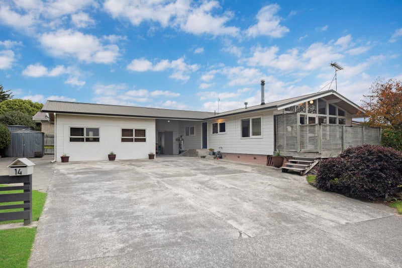 14 Churchill Street, Pukekohe, Pukekohe - Carousel 1