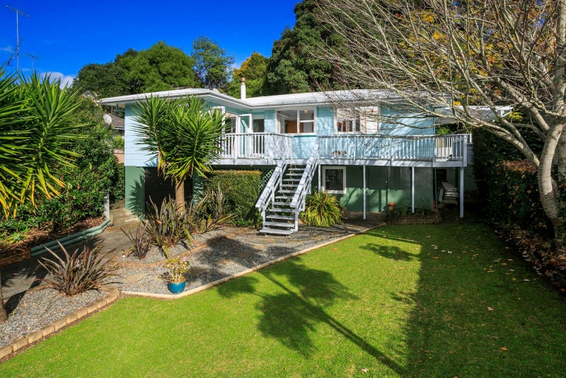 20 Sequoia Place, Sunnynook, Auckland - Carousel 20