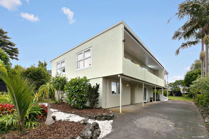32 Swainston Road, Saint Johns, Auckland - Carousel 1
