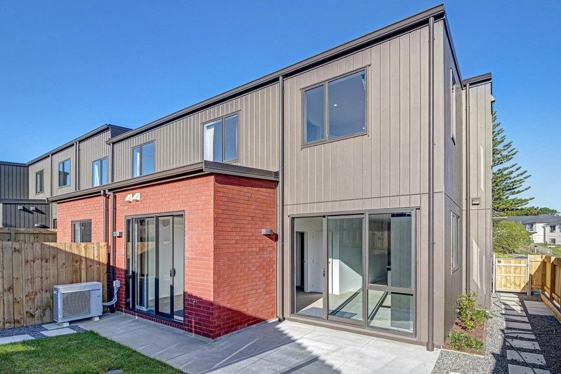 2A Delemere Place, Glen Innes, Auckland - Carousel 2