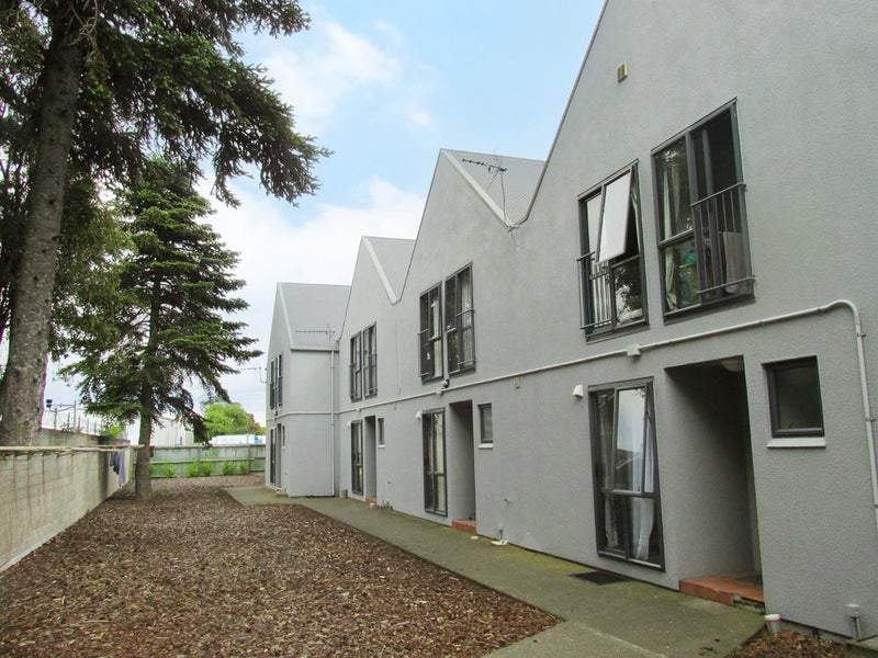 4/74 Hansons Lane, Upper Riccarton, Christchurch - Carousel 1