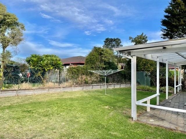 2/96 Stamford Park Road, Mount Roskill, Auckland - Carousel 2