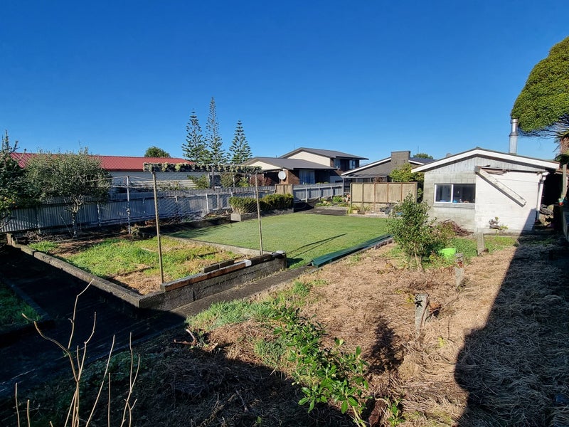 66 Tudor Street, Hokitika - Carousel 19