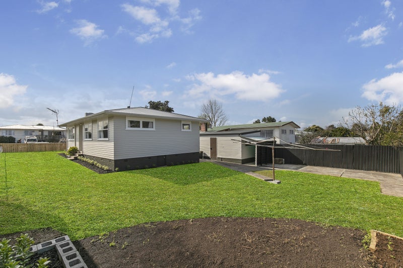 10 Winsford Street, Manurewa, Auckland - Carousel 2