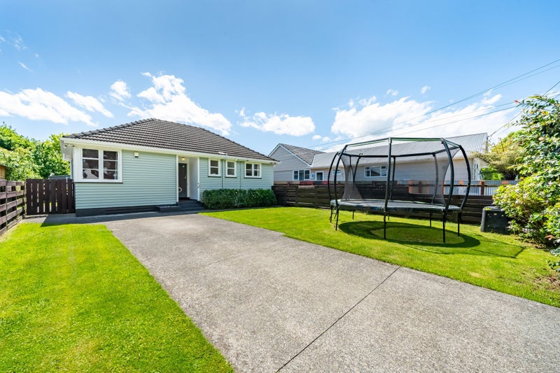 1/265 Oxford Terrace, Avalon, Lower Hutt - Carousel 2