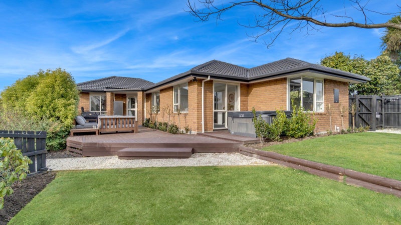 4 Skylark Lane, Woolston, Christchurch - Carousel 2