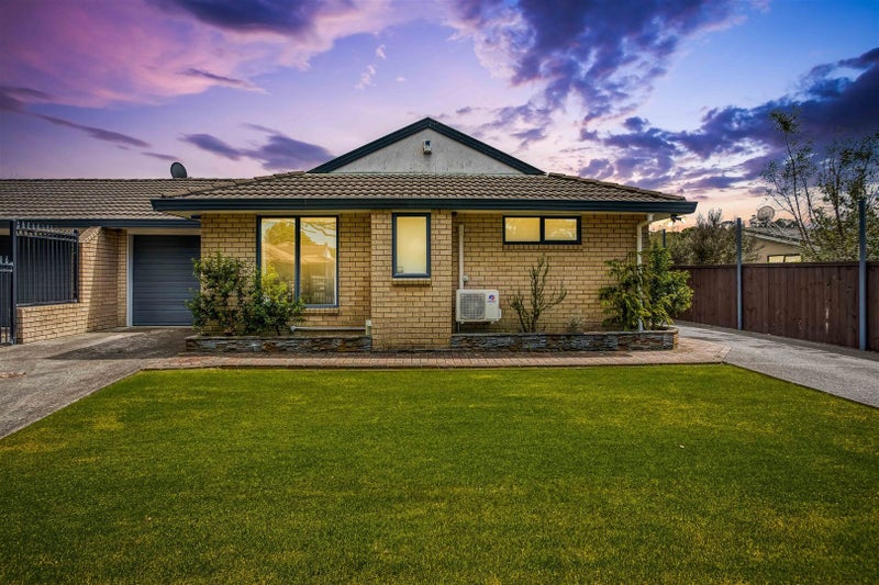 8 Clover Drive, Henderson, Auckland - Carousel 2