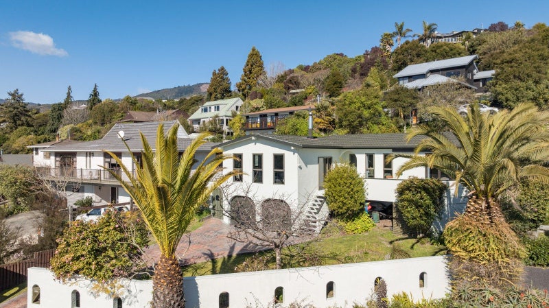 18 Coster Street, Enner Glynn, Nelson - Carousel 1