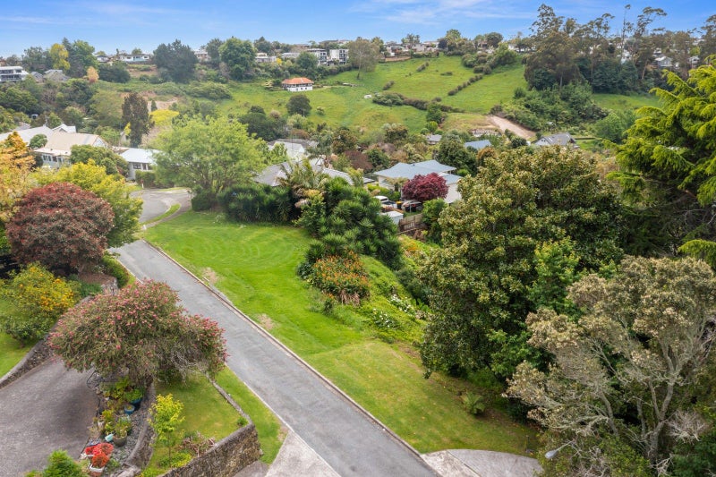 27 Bellfield Place, Bethlehem, Tauranga - Carousel 1