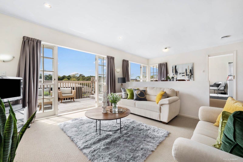 94 Gowing Drive, Meadowbank, Auckland - Carousel 2