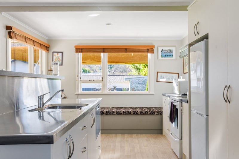 43 Russell Street, Whataupoko, Gisborne - Carousel 2