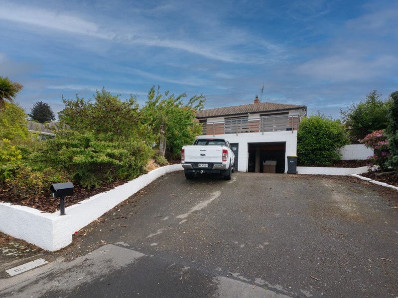7 Waldron Crescent, Green Island, Dunedin - Carousel 13