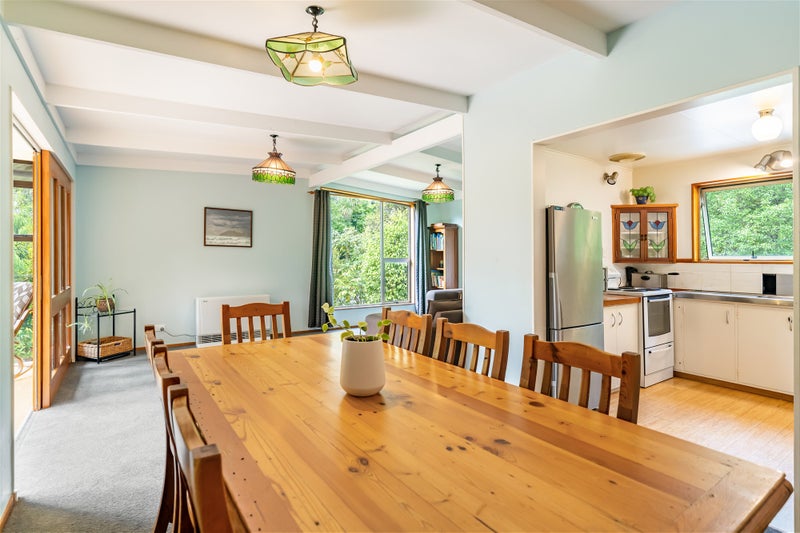 124 Pinehaven Road, Pinehaven, Upper Hutt - Carousel 2