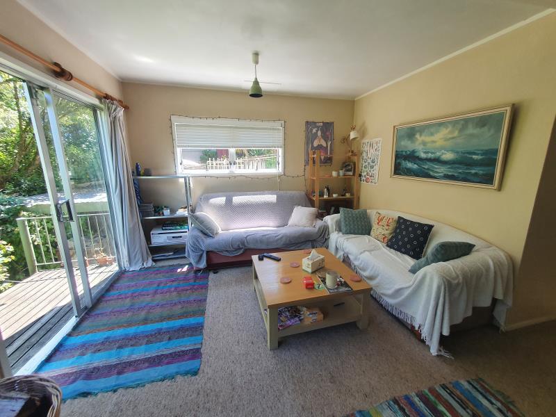 4 Mountain View Road, Morningside, Auckland - Carousel 1