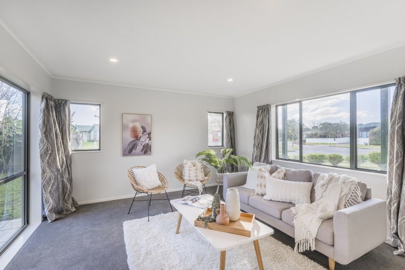 16 Beachwater Grove, Paraparaumu Beach, Paraparaumu - Carousel 2