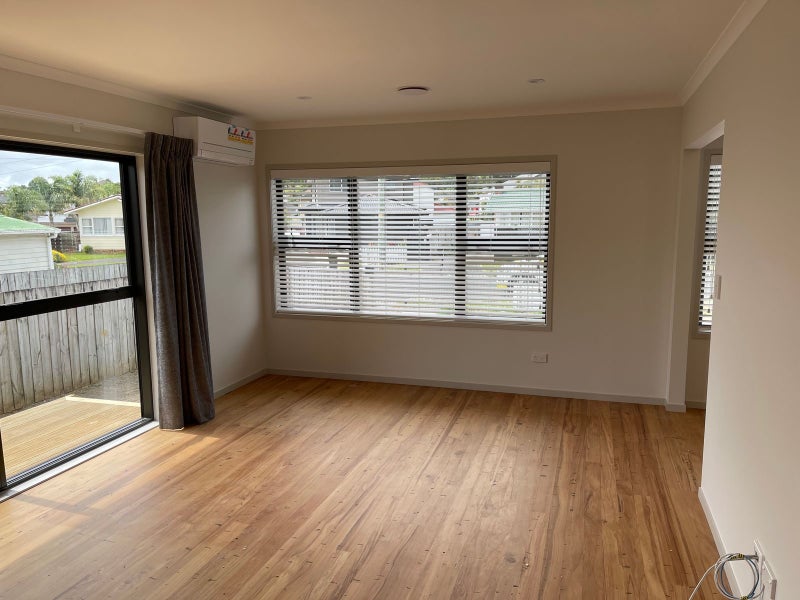 16 Fickling Avenue, Mount Roskill, Auckland - Carousel 2