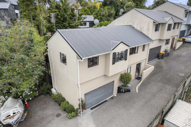 6/11 Paparoa Road, Howick, Auckland - Carousel 2