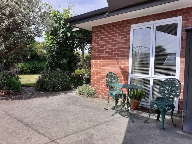 404 Cashmere Road, Westmorland, Christchurch - Carousel 1