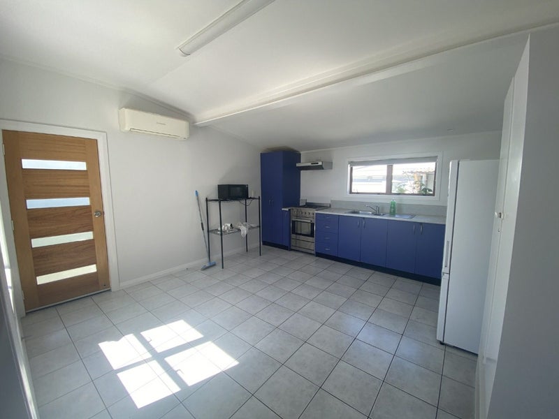259 Adelaide Road, Newtown, Wellington - Carousel 2