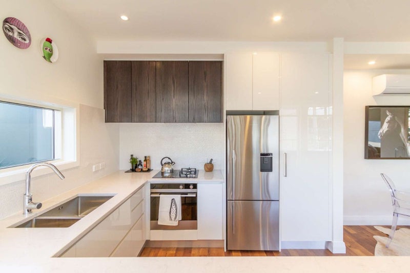 47 Richmond Street, Petone, Lower Hutt - Carousel 2