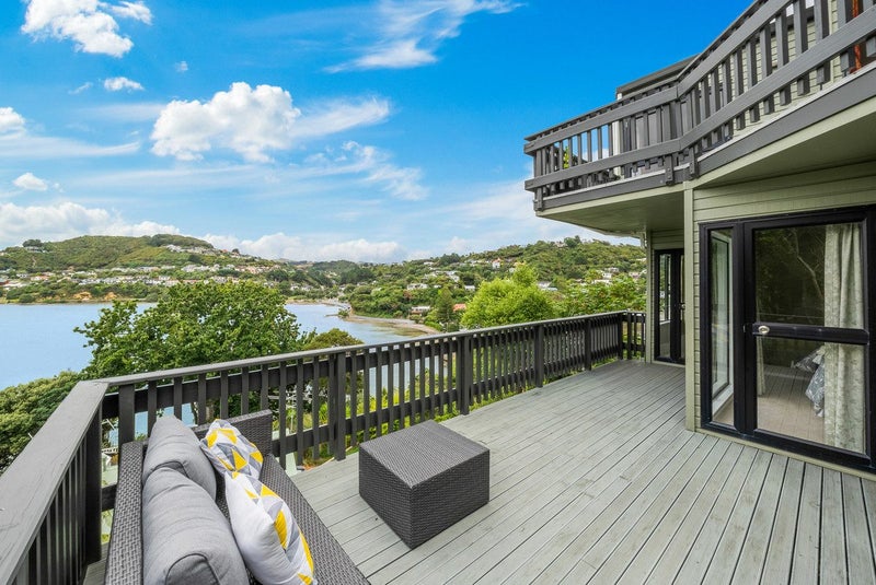 28A Seaview Road, Paremata, Porirua - Carousel 2