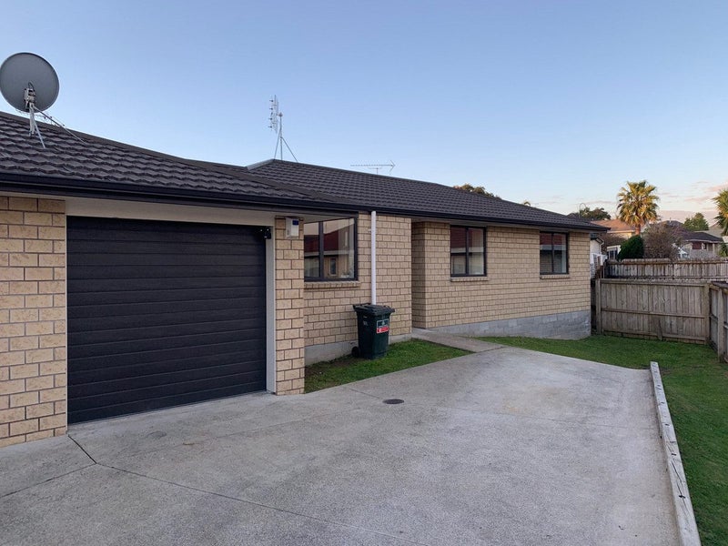 77 Rathmar Drive, Manurewa, Auckland - Carousel 1