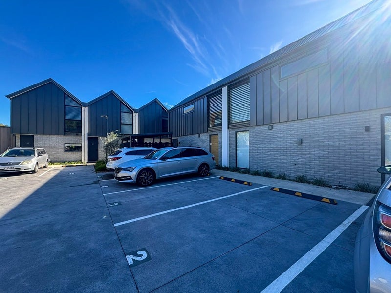3/77 Deans Avenue, Riccarton, Christchurch - Carousel 16